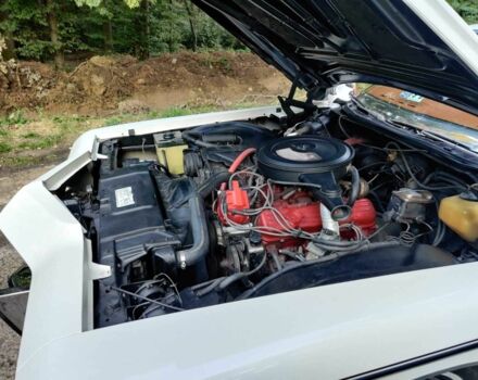 Белый Бьюик Ривьера, объемом двигателя 7.5 л и пробегом 33 тыс. км за 6000 $, фото 3 на Automoto.ua