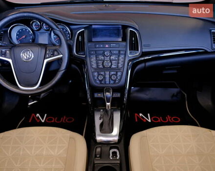 Белый Бьюик Cascada, объемом двигателя 1.6 л и пробегом 27 тыс. км за 13500 $, фото 46 на Automoto.ua
