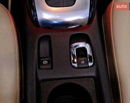 Белый Бьюик Cascada, объемом двигателя 1.6 л и пробегом 27 тыс. км за 13500 $, фото 26 на Automoto.ua