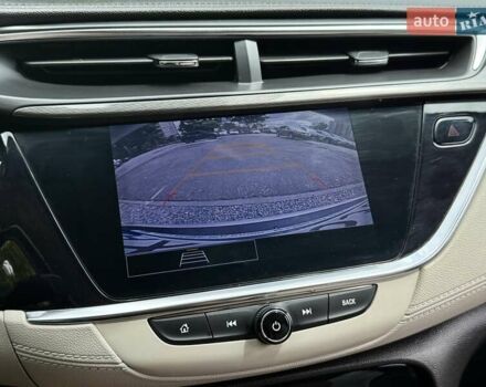 Білий Бьюік Encore GX, об'ємом двигуна 1.3 л та пробігом 143 тис. км за 14400 $, фото 18 на Automoto.ua