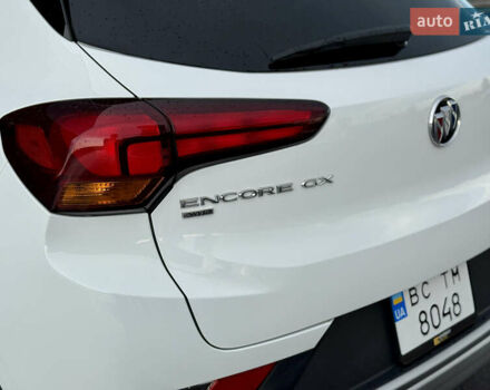 Белый Бьюик Encore GX, объемом двигателя 1.34 л и пробегом 68 тыс. км за 16900 $, фото 15 на Automoto.ua