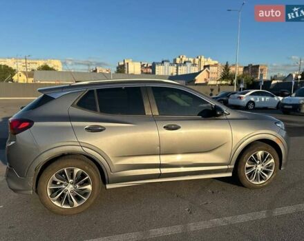 Серый Бьюик Encore GX, объемом двигателя 1.34 л и пробегом 77 тыс. км за 16200 $, фото 17 на Automoto.ua