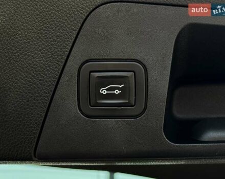 Белый Бьюик Envision, объемом двигателя 2.46 л и пробегом 180 тыс. км за 12500 $, фото 53 на Automoto.ua