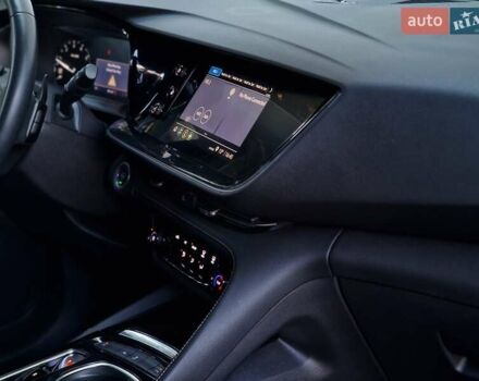 Бьюик Envision 2020 в Одессе на Automoto.ua Белый Бьюик Envision, объемом двигателя 2 л и пробегом 80 тыс. км за 18990 $, фото 55 на Automoto.ua