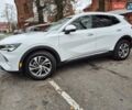 Белый Бьюик Envision, объемом двигателя 2 л и пробегом 55 тыс. км за 20900 $, фото 3 на Automoto.ua