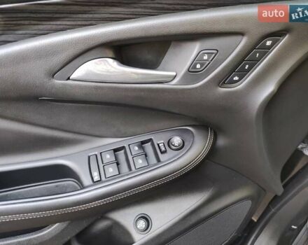 Черный Бьюик Envision, объемом двигателя 0 л и пробегом 141 тыс. км за 14900 $, фото 20 на Automoto.ua