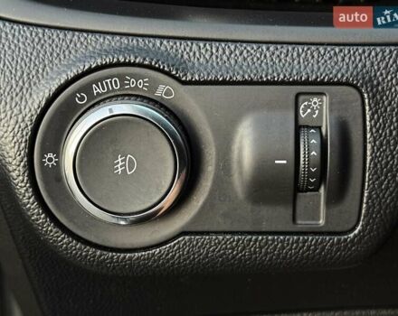 Черный Бьюик Envision, объемом двигателя 2.46 л и пробегом 124 тыс. км за 16500 $, фото 43 на Automoto.ua