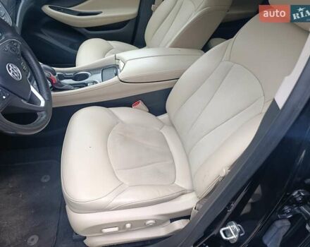 Черный Бьюик Envision, объемом двигателя 2.5 л и пробегом 185 тыс. км за 12800 $, фото 12 на Automoto.ua