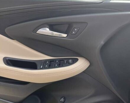 Коричневый Бьюик Envision, объемом двигателя 2.46 л и пробегом 315 тыс. км за 12500 $, фото 8 на Automoto.ua