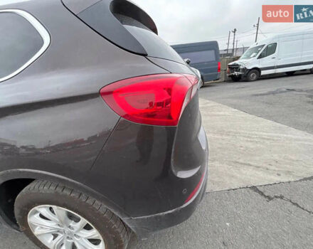 Коричневий Бьюік Envision, об'ємом двигуна 2.5 л та пробігом 67 тис. км за 7999 $, фото 2 на Automoto.ua