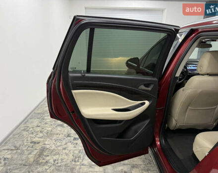 Красный Бьюик Envision, объемом двигателя 2.46 л и пробегом 22 тыс. км за 16999 $, фото 23 на Automoto.ua