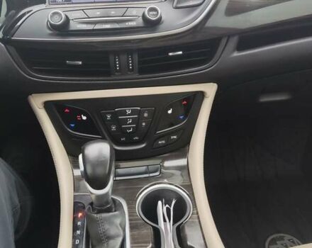 Красный Бьюик Envision, объемом двигателя 2.46 л и пробегом 119 тыс. км за 14900 $, фото 38 на Automoto.ua