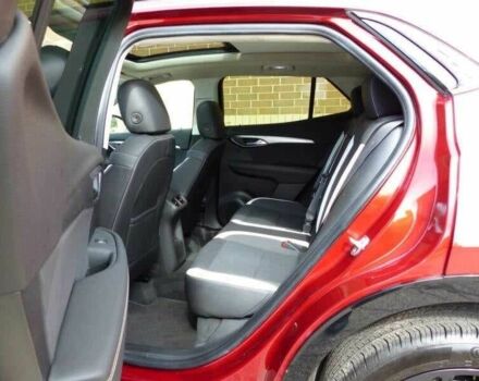 Красный Бьюик Envision, объемом двигателя 2 л и пробегом 17 тыс. км за 8300 $, фото 8 на Automoto.ua