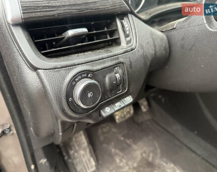 Бьюик Envision, объемом двигателя 2 л и пробегом 158 тыс. км за 10500 $, фото 28 на Automoto.ua