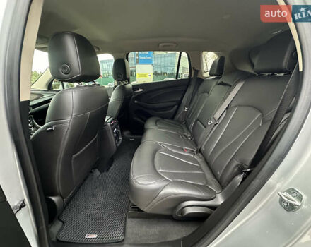 Серый Бьюик Envision, объемом двигателя 2 л и пробегом 92 тыс. км за 16499 $, фото 29 на Automoto.ua