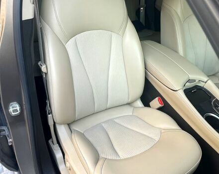 Серый Бьюик Envision, объемом двигателя 2.5 л и пробегом 165 тыс. км за 14000 $, фото 10 на Automoto.ua