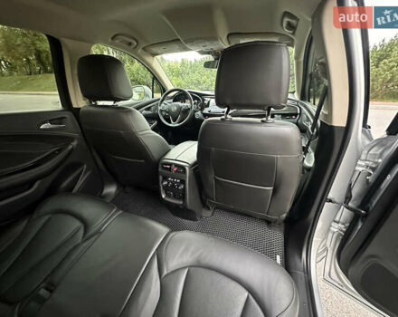 Серый Бьюик Envision, объемом двигателя 2 л и пробегом 92 тыс. км за 16499 $, фото 37 на Automoto.ua