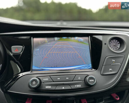 Серый Бьюик Envision, объемом двигателя 2 л и пробегом 92 тыс. км за 16499 $, фото 20 на Automoto.ua
