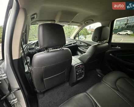 Серый Бьюик Envision, объемом двигателя 2 л и пробегом 92 тыс. км за 16499 $, фото 30 на Automoto.ua