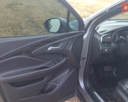 Серый Бьюик Envision, объемом двигателя 2.46 л и пробегом 89 тыс. км за 16000 $, фото 18 на Automoto.ua