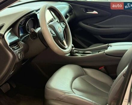 Серый Бьюик Envision, объемом двигателя 2.5 л и пробегом 62 тыс. км за 18990 $, фото 10 на Automoto.ua