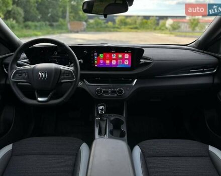 Черный Бьюик Envista, объемом двигателя 1.2 л и пробегом 4 тыс. км за 23500 $, фото 18 на Automoto.ua