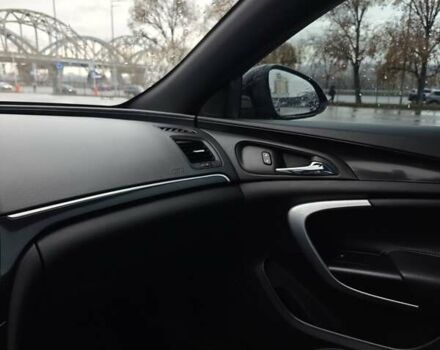 Красный Бьюик Regal GS, объемом двигателя 2 л и пробегом 75 тыс. км за 14499 $, фото 32 на Automoto.ua