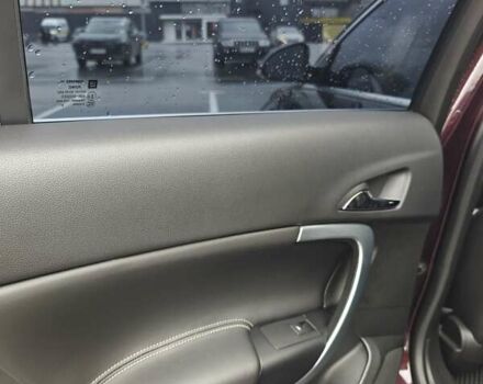 Красный Бьюик Regal GS, объемом двигателя 2 л и пробегом 75 тыс. км за 14499 $, фото 23 на Automoto.ua