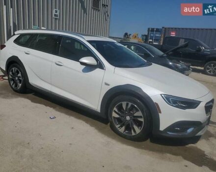 Білий Бьюік Regal TourX, об'ємом двигуна 2 л та пробігом 99 тис. км за 3000 $, фото 3 на Automoto.ua