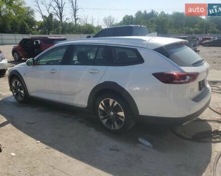 Білий Бьюік Regal TourX, об'ємом двигуна 2 л та пробігом 99 тис. км за 3000 $, фото 1 на Automoto.ua