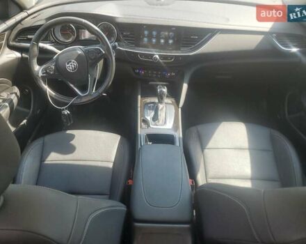 Білий Бьюік Regal TourX, об'ємом двигуна 2 л та пробігом 99 тис. км за 3000 $, фото 7 на Automoto.ua