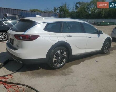 Білий Бьюік Regal TourX, об'ємом двигуна 2 л та пробігом 99 тис. км за 3000 $, фото 2 на Automoto.ua