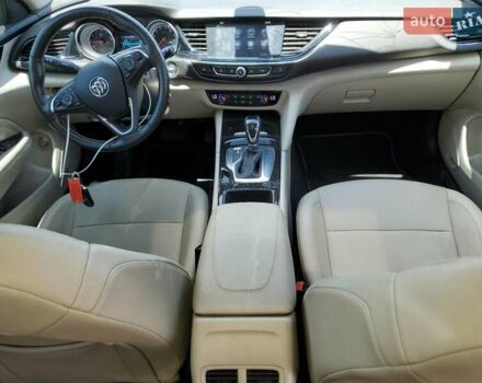 Серый Бьюик Regal TourX, объемом двигателя 2 л и пробегом 100 тыс. км за 3000 $, фото 7 на Automoto.ua