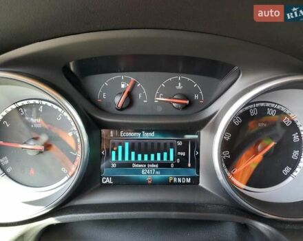 Серый Бьюик Regal TourX, объемом двигателя 2 л и пробегом 100 тыс. км за 3000 $, фото 8 на Automoto.ua