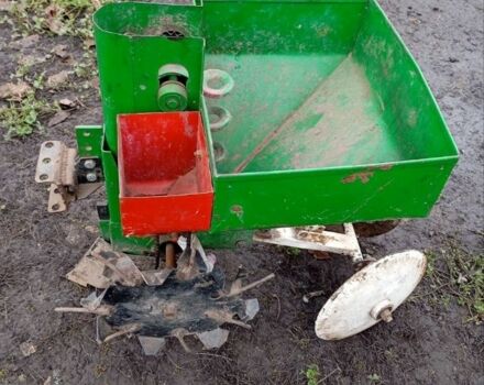 Булат Інша, об'ємом двигуна 1 л та пробігом 177 тис. км за 2145 $, фото 3 на Automoto.ua