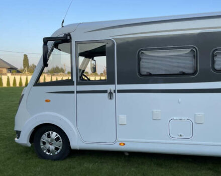 Білий Бюрстнер Aviano, об'ємом двигуна 2.3 л та пробігом 30 тис. км за 93000 $, фото 7 на Automoto.ua