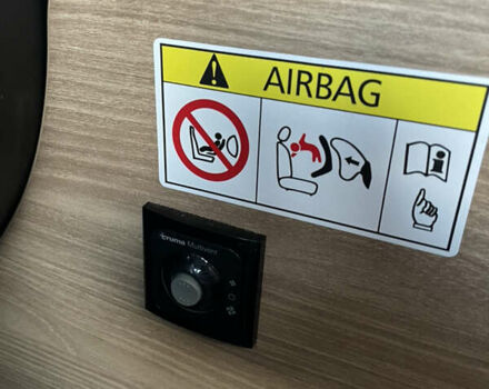 Білий Бюрстнер Aviano, об'ємом двигуна 2.3 л та пробігом 30 тис. км за 93000 $, фото 84 на Automoto.ua