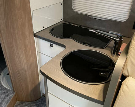 Білий Бюрстнер Aviano, об'ємом двигуна 2.3 л та пробігом 30 тис. км за 93000 $, фото 91 на Automoto.ua