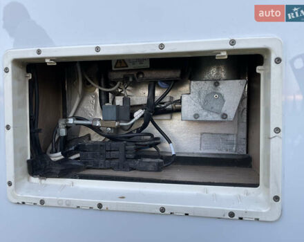 Білий Бюрстнер Aviano, об'ємом двигуна 2.3 л та пробігом 30 тис. км за 93000 $, фото 37 на Automoto.ua