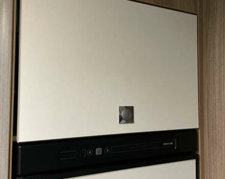 Білий Бюрстнер Aviano, об'ємом двигуна 2.3 л та пробігом 30 тис. км за 93000 $, фото 102 на Automoto.ua