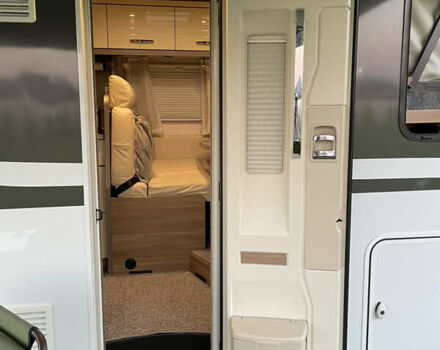 Білий Бюрстнер Aviano, об'ємом двигуна 2.3 л та пробігом 30 тис. км за 93000 $, фото 115 на Automoto.ua