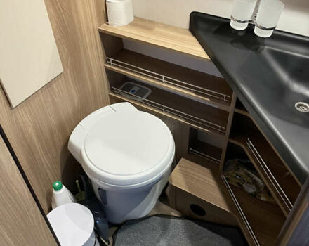 Білий Бюрстнер Aviano, об'ємом двигуна 2.3 л та пробігом 30 тис. км за 93000 $, фото 106 на Automoto.ua