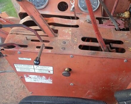 Красный CASE IH 321, объемом двигателя 0 л и пробегом 10 тыс. км за 6000 $, фото 1 на Automoto.ua