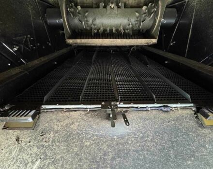 Красный CASE IH 6140, объемом двигателя 0 л и пробегом 10 тыс. км за 205089 $, фото 9 на Automoto.ua