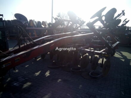 CASE IH Другая 2008 в Днепре (Днепропетровске) на Automoto.ua Красный CASE IH Другая, объемом двигателя 0 л и пробегом 0 тыс. км за 26349 $, фото 1 на Automoto.ua