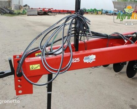 Красный CASE IH Другая, объемом двигателя 0 л и пробегом 0 тыс. км за 33358 $, фото 2 на Automoto.ua