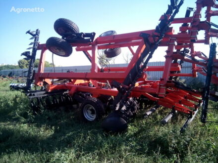CASE IH TRUE-TANDEM 370 2018 в Днепре (Днепропетровске) на Automoto.ua Красный CASE IH TRUE-TANDEM 370, объемом двигателя 0 л и пробегом 0 тыс. км за 8432 $, фото 1 на Automoto.ua