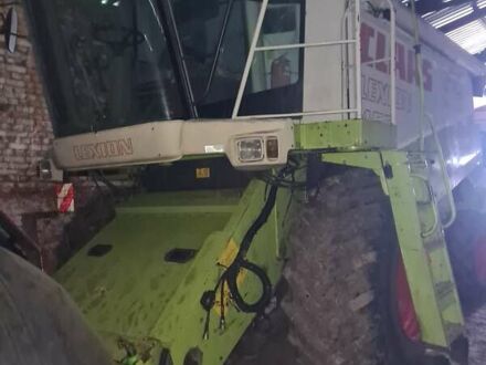 Зеленый КАТ Лексикон 460, объемом двигателя 5 л и пробегом 700 тыс. км за 37000 $, фото 1 на Automoto.ua