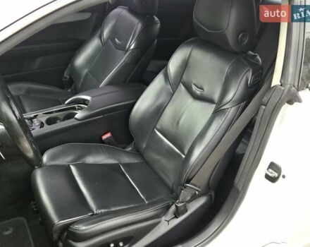 Белый Кадиллак АТС, объемом двигателя 2 л и пробегом 114 тыс. км за 12900 $, фото 8 на Automoto.ua