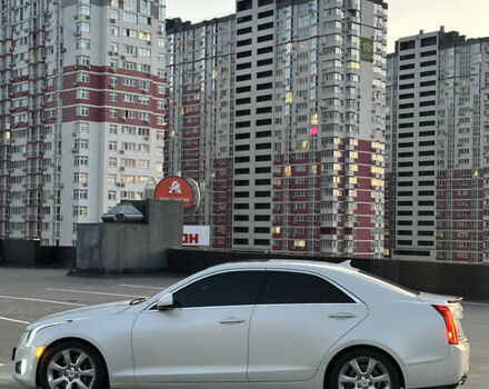 Білий Каділак АТС, об'ємом двигуна 2.46 л та пробігом 112 тис. км за 10500 $, фото 7 на Automoto.ua